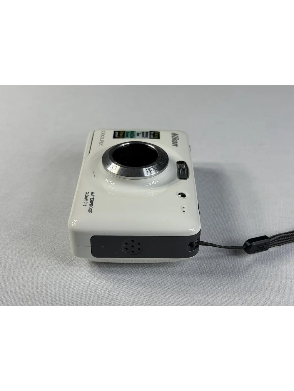 Nikon Coolpix S30 10.1MP Water Proof Digital Camera White